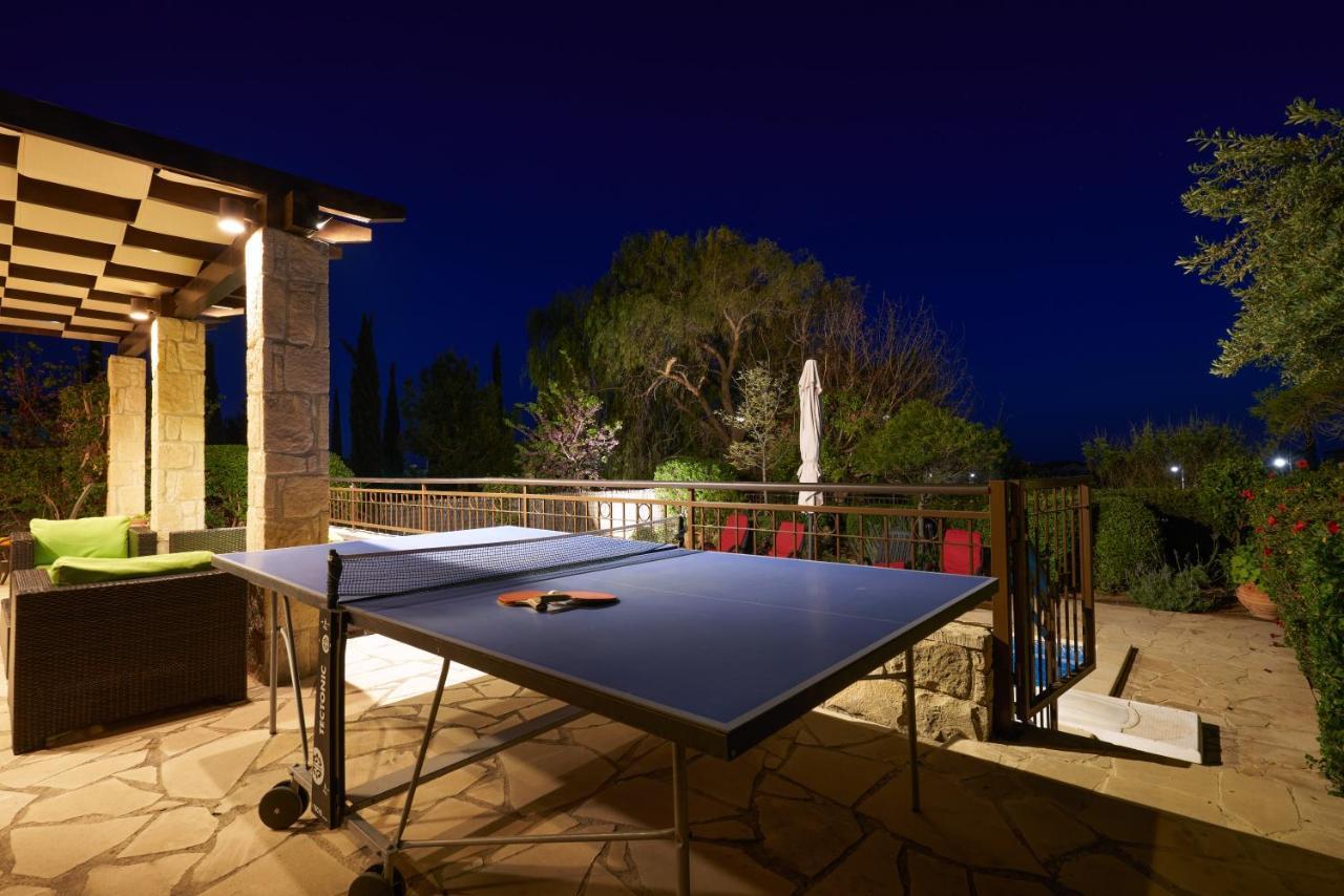 3 Bedroom Villa Madelini With Private Pool, Aphrodite Hills Resort クークリア エクステリア 写真