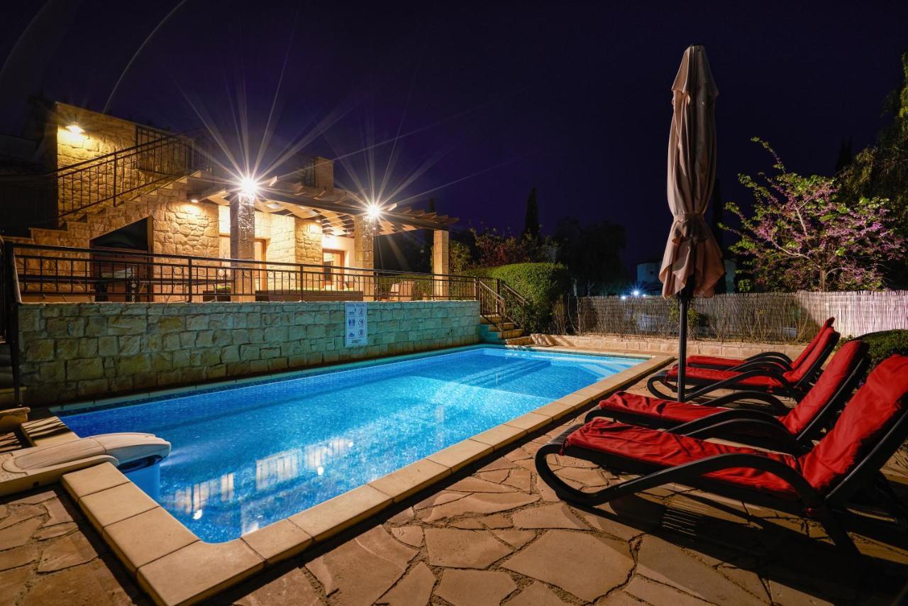 3 Bedroom Villa Madelini With Private Pool, Aphrodite Hills Resort クークリア エクステリア 写真