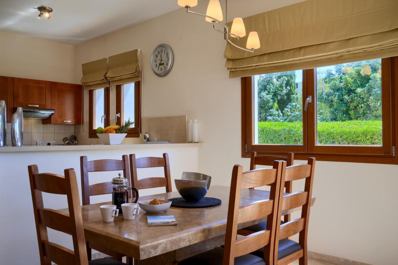 3 Bedroom Villa Madelini With Private Pool, Aphrodite Hills Resort クークリア エクステリア 写真