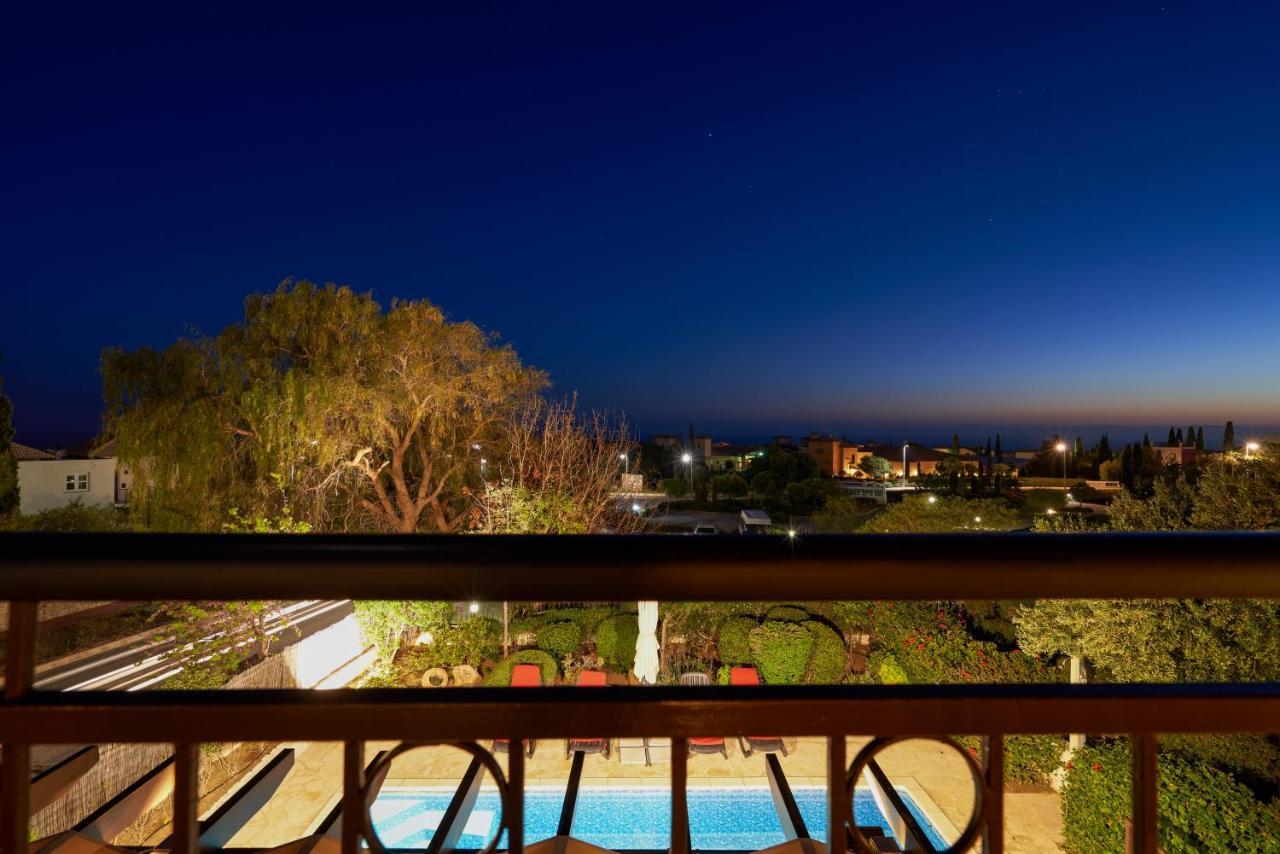 3 Bedroom Villa Madelini With Private Pool, Aphrodite Hills Resort クークリア エクステリア 写真