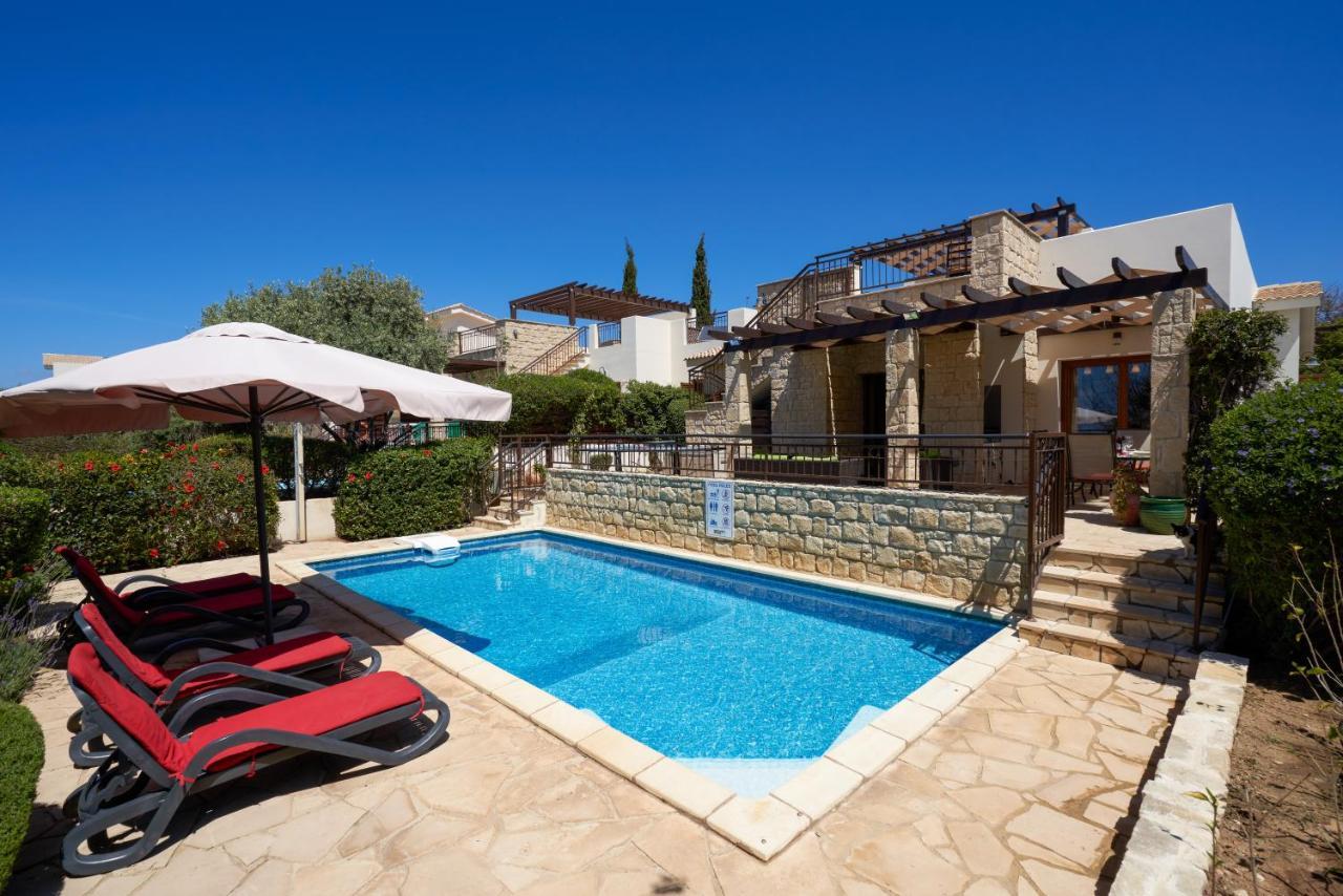3 Bedroom Villa Madelini With Private Pool, Aphrodite Hills Resort クークリア エクステリア 写真