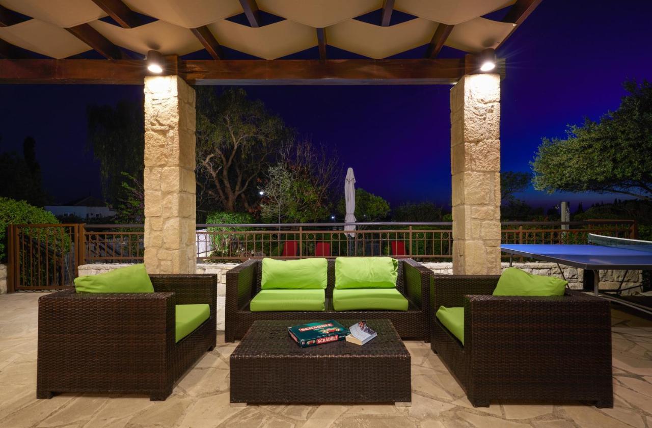 3 Bedroom Villa Madelini With Private Pool, Aphrodite Hills Resort クークリア エクステリア 写真