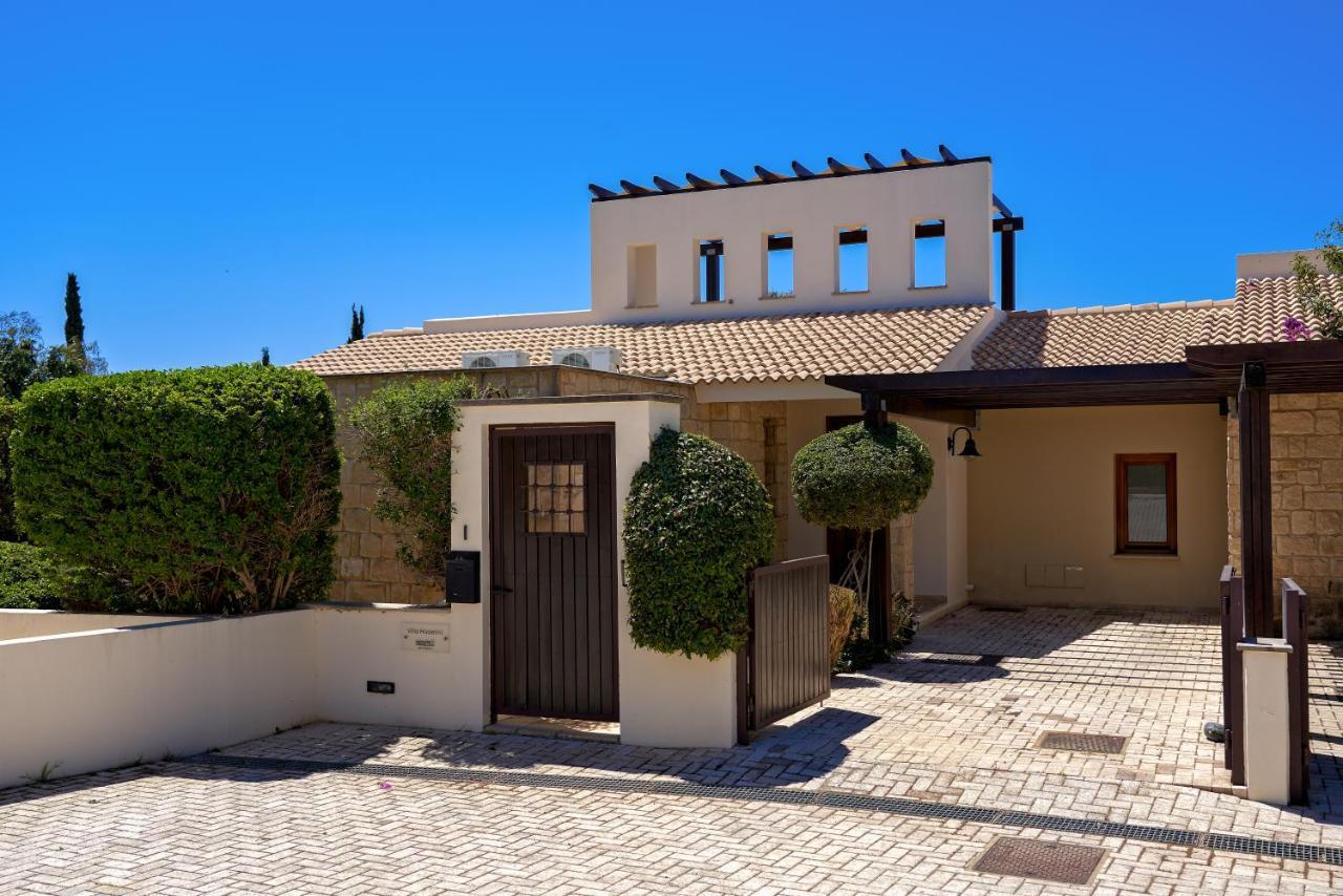 3 Bedroom Villa Madelini With Private Pool, Aphrodite Hills Resort クークリア エクステリア 写真