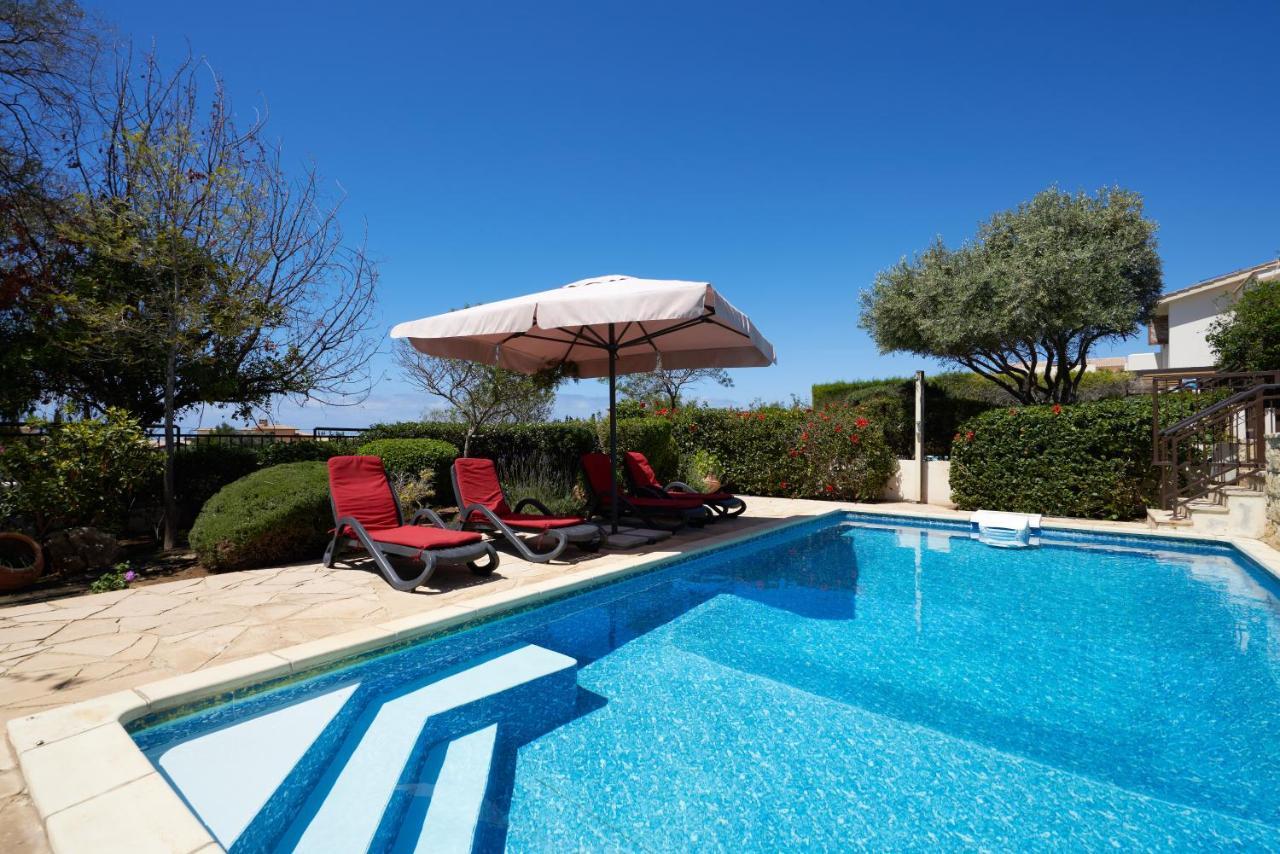 3 Bedroom Villa Madelini With Private Pool, Aphrodite Hills Resort クークリア エクステリア 写真
